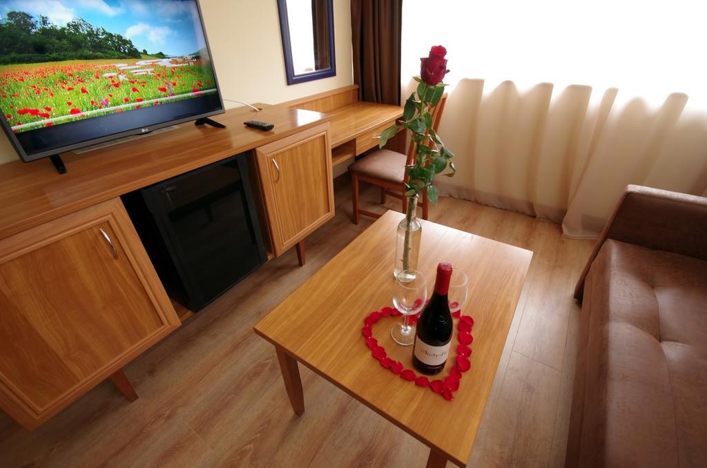 Aqua Hotel Gyula Zewnętrze zdjęcie
